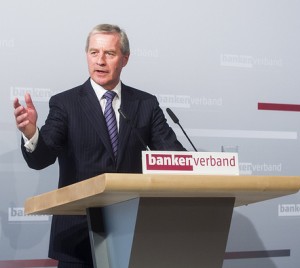 Muss sich Jürgen Fitschen im April vor Gericht verantworten?